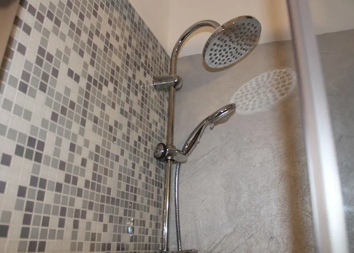 Konukevi Affittacamere Pavia 3*