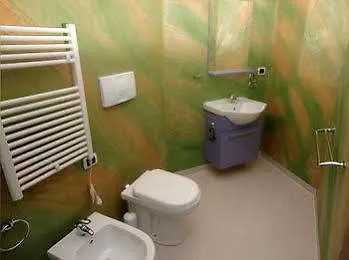 帕维亚房东旅馆 招待所